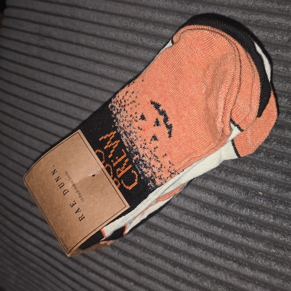 Rae Dunn Accessories - Nwt Rae dunn 10 pk halloween socks new ankle new